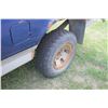 Image 6 : 10' x 32' Triple Axle Hay Rack c/w Steel Frame