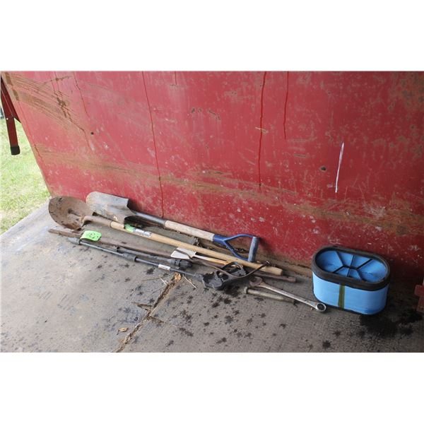 2- Shovels, Bar, Filter,  Wand