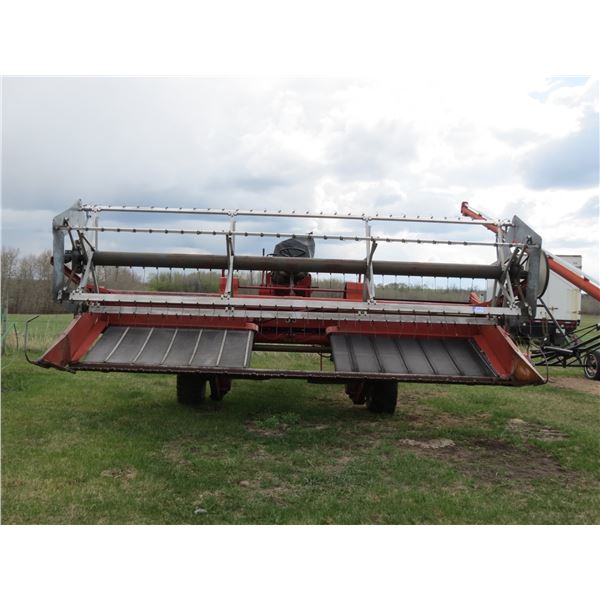 IH 4000 Gas Swather, 16', Crimper & Pick Up Reels, #0001325
