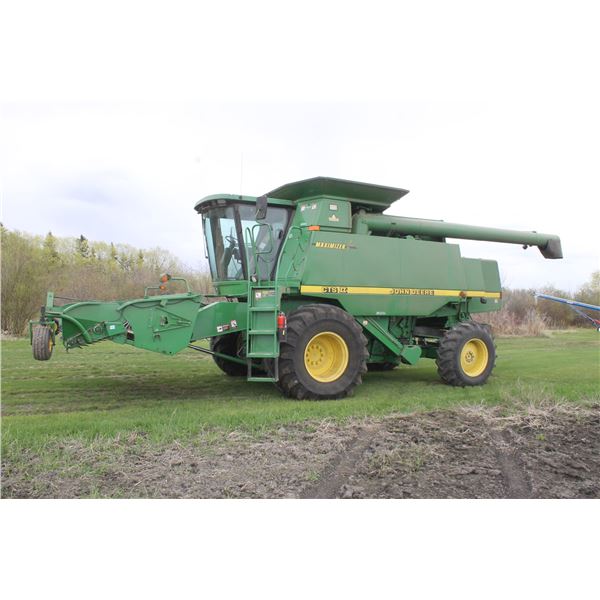 JD CTS II Maximizer Combine #X675508 c/w REAR Wheel Assist, 1857 thr. Hrs and 2625 Eng. Hrs, 914 hea