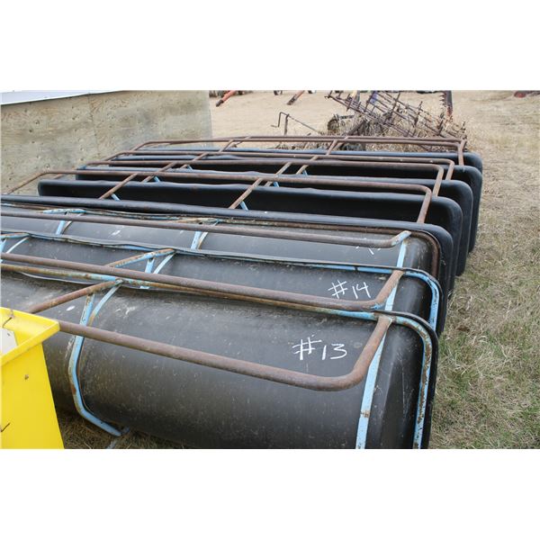 11' Plastic Feeder