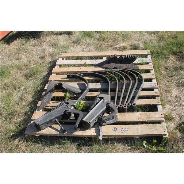 11 Sweeps and 7 Shanks for Case Cultivator