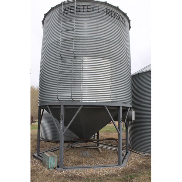 5 Ring Hopper Bin, Double Skid, Ladder, Approx. 1800 Bu