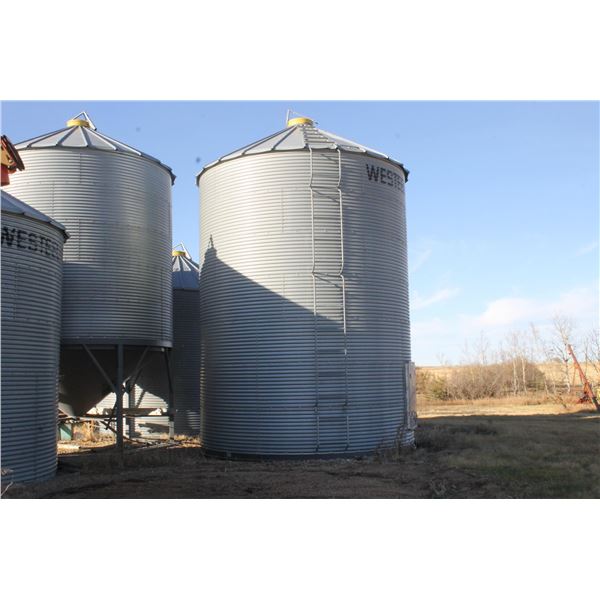 2200 Bushel 7 Ring Grain Bin