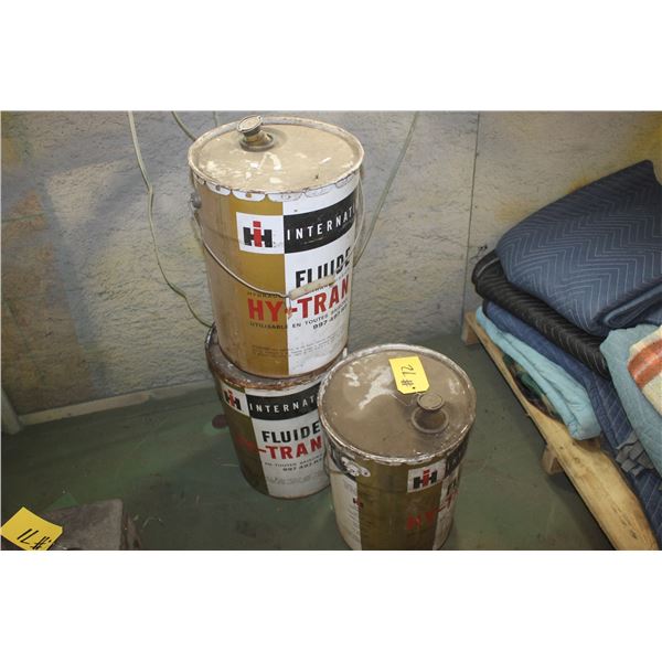 3 IHC 5 GALLON PAILS