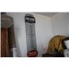 Image 2 : PRESTONE THERMOMETER SIGN (9" X 3')