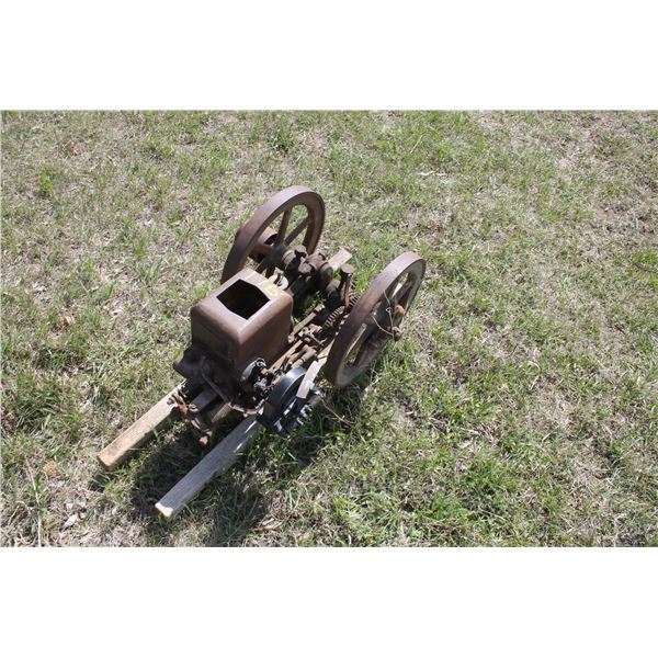 MACLEOD 3/4 HP PUMP ENGINE