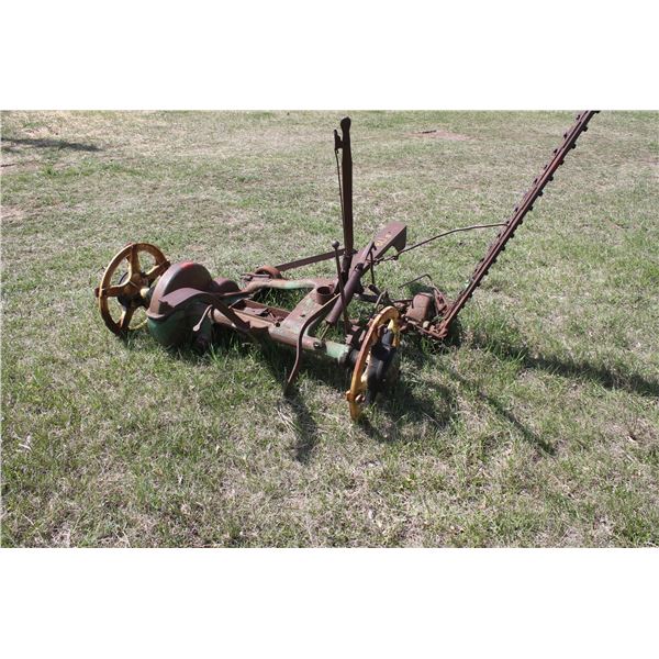 JOHN DEERE MOWER - BIG 4