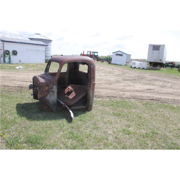 1 - TRUCK CAB (1937 - 1940)