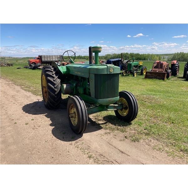 JOHN DEERE MODEL R (RUNS NICE, REBUILT)