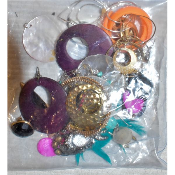 BAG WITH 15 PLUS PAIRS OF EARINGS