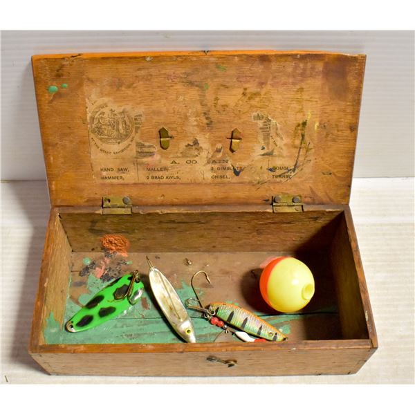 ANTIQUE WOOD BOX WITH OLD FISHING LURES