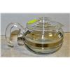 Image 1 : VINTAGE PYREX TEAPOT