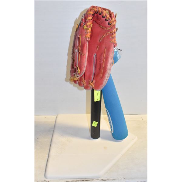 T BALL STAND WITH BAT BALL & GLOVE