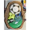 Image 1 : BASKET FULL OF OUTDOOR SPORTS EQPMT