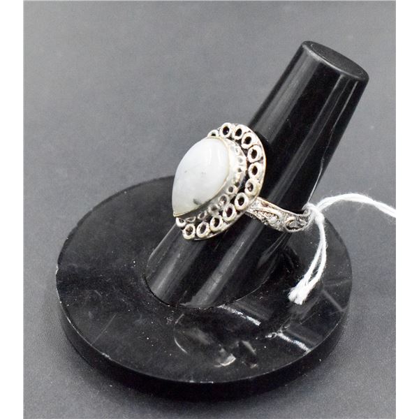 #55-NATURAL MOONSTONE RING/SIZE 6.5