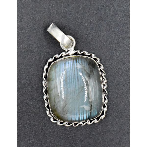 #11- NATURAL LABRADORITE PENDANT