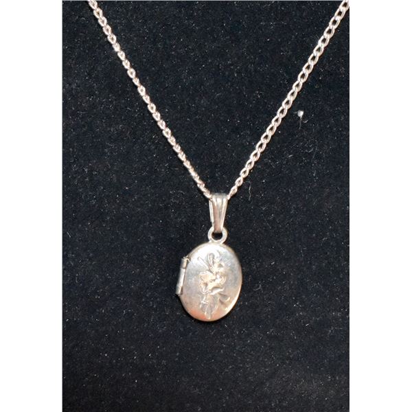 18" SILVER NECKLACE AND LOCKET