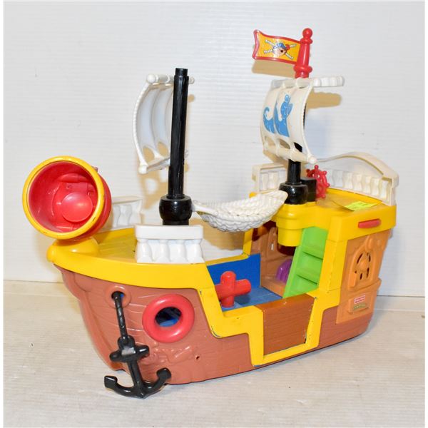 VINTAGE FISHER PRICE LITTLE PEOPLE PIRATE SHIP