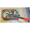 Image 1 : 2000LB HAND WINCH W/CABLE + SAFETY ROPE 18FT LONG