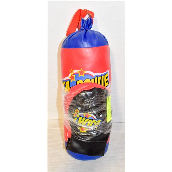 KIDS BOXING GLOVES AND PUNCHING BAG SET