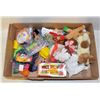 Image 1 : FLAT OF VARIOUS COLLECTOR TOYS