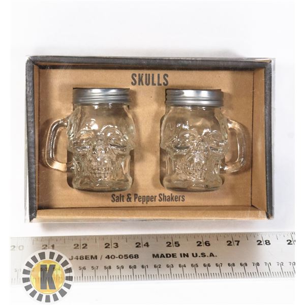 NEW SKULL THEME SALT AND PEPPER SHAKER SET