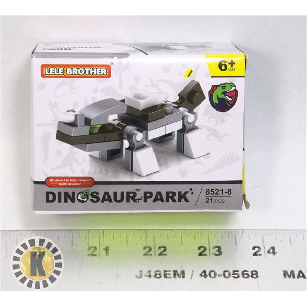 DINOSAUR PARK 21 PC 8521-8