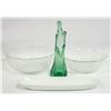 Image 2 : BOX OF 5 GLASS BOWLS, 2 FLOWER VASES,