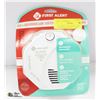 Image 1 : NEW FIRST ALERT SMOKE AND CARBON MONOXIDE ALARM