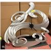 Image 1 : STAINLESS STEEL ABSTRACT CLOCK