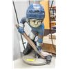 Image 1 : HEAVY CEMENT HOCKEY PLAYER STATUE - 17" TALL