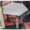 Image 1 : GREY PAINTED SIDE TABLE