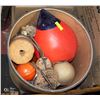 Image 1 : BARREL OF ASSORTED ITEMS