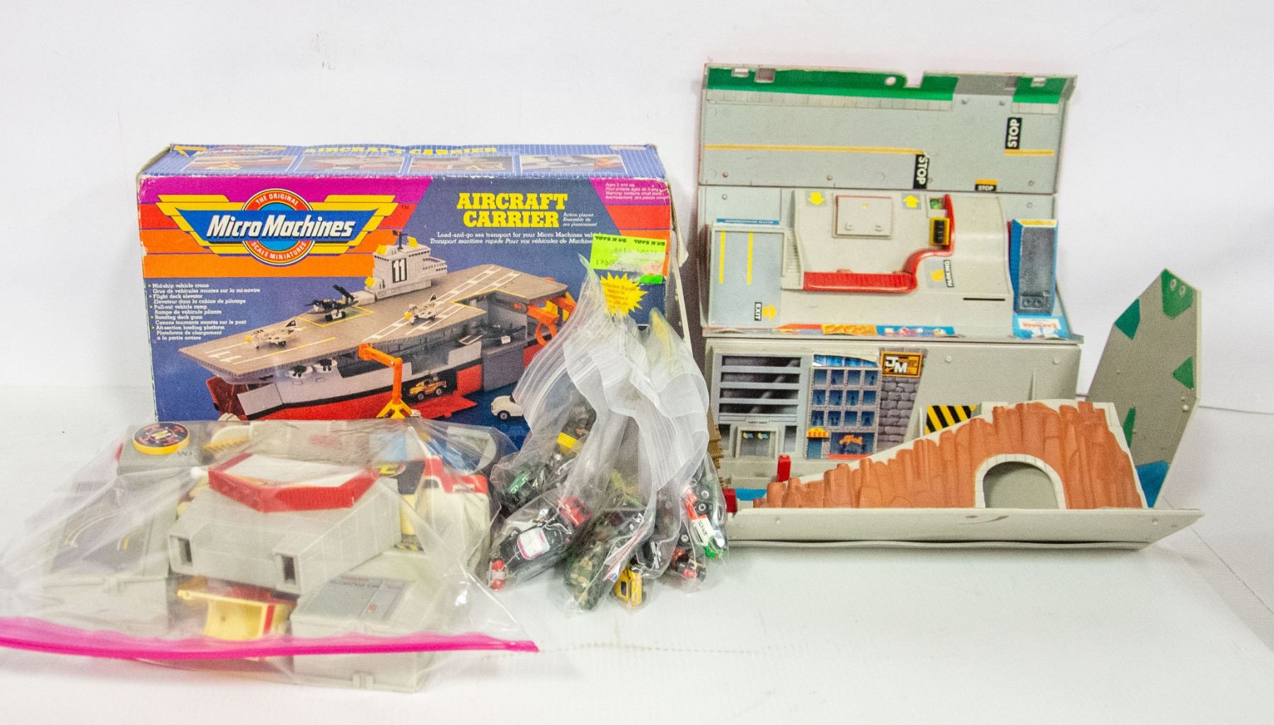 VINTAGE MICRO MACHINES VEHICLES & PLAYSETS