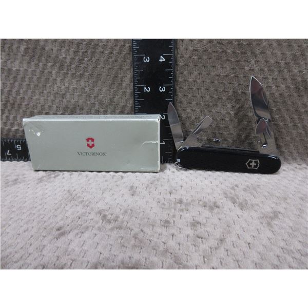 Swiss Army Knife - Victorinox Black Camper - In original box