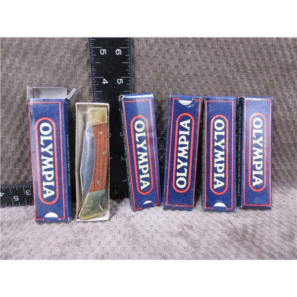 5 Locking Hunting Knives - Olympia - Appear new in box