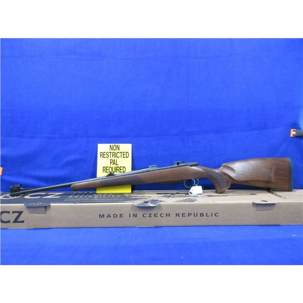 Non-Restricted - NEW CZ 557 Lux in 243 Win.
