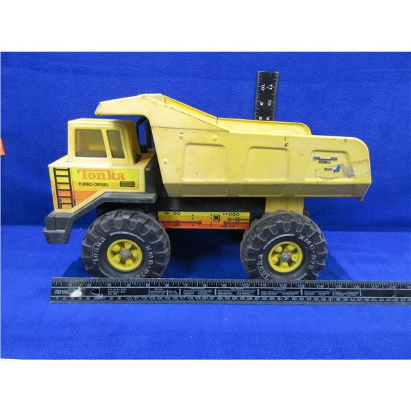 Tonka Turbo-Diesel Dump Truck XMB-975