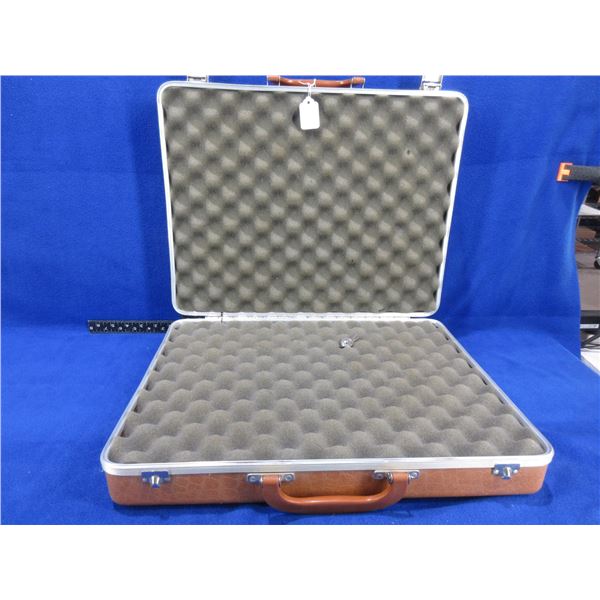 Large Pistol Case - 18" x 14" x 4" outside measurement