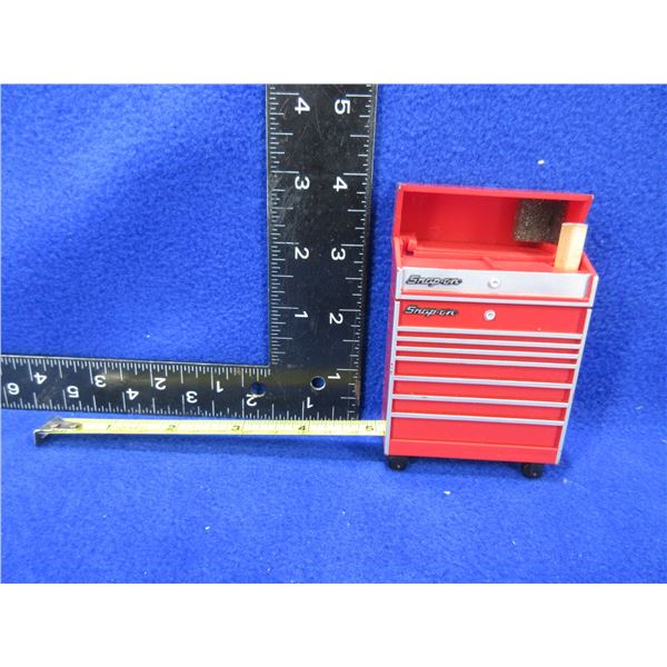 Snap-On Tool Chest Tape Measure with Pencil