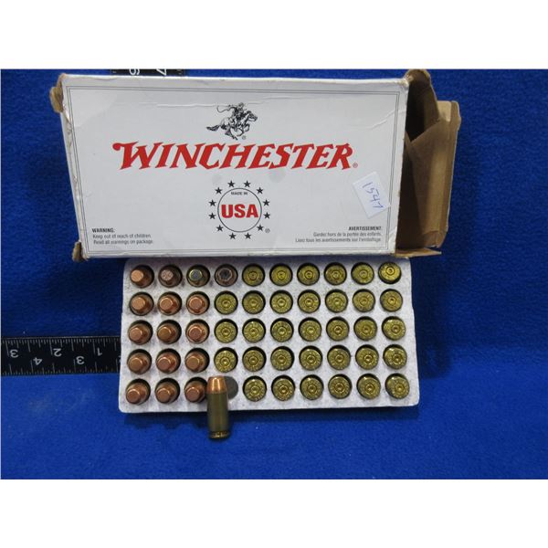 40 Smith & Wesson - 17 Cartridges & 33 Brass