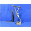 Image 2 : Cobbler's Shoe Stand/Form - Length of Shoe Form 8"
