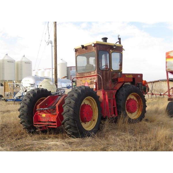 VERSATILE 125 TRACTOR (WILL RUN)