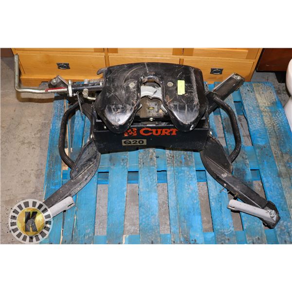 CURT Q20 FIFTH WHEEL HITCH FOR 2015 OR NEWER