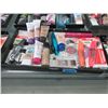 Image 1 : 15 Piece Lot of Assorted Cosmetics