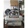 Image 1 : GMC 4.5 Gallon Cyclone Air Compressor