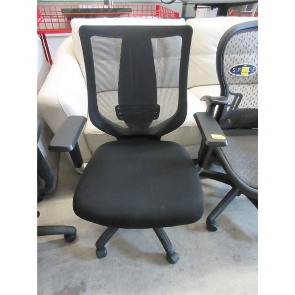 New Mesh Back Office Chair - Adjustable Lumbar
