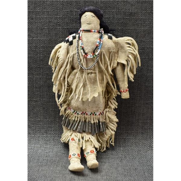 SIOUX INDIAN HIDE DOLL