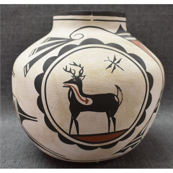 ZUNI INDIAN POTTERY JAR